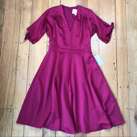 Gal Meets Glam Dresses & Skirts - Gal Meets Glam Debbie Butter Satin Fit & Flare NWT